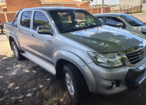 TOYOTA Hilux Caminhonete 2.7 16V 4P SRV FLEX CABINE DUPLA AUTOM�TICO, Foto 2