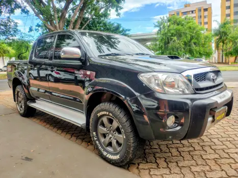 TOYOTA Hilux Caminhonete 3.0 16V 4P 4X4 SRV TURBO DIESEL CABINE DUPLA AUTOM�TICO, Foto 2