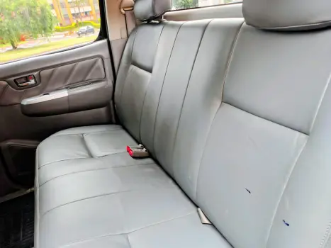 TOYOTA Hilux Caminhonete 3.0 16V 4P 4X4 SRV TURBO DIESEL CABINE DUPLA AUTOM�TICO, Foto 8