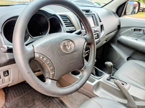 TOYOTA Hilux Caminhonete 3.0 16V 4P 4X4 SRV TURBO DIESEL CABINE DUPLA AUTOM�TICO, Foto 9