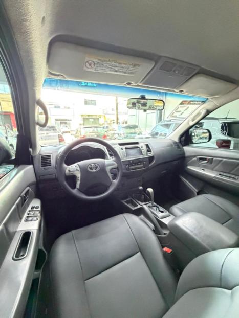 TOYOTA Hilux Caminhonete 3.0 16V 4P 4X4 SRV TURBO DIESEL CABINE DUPLA AUTOM�TICO, Foto 9