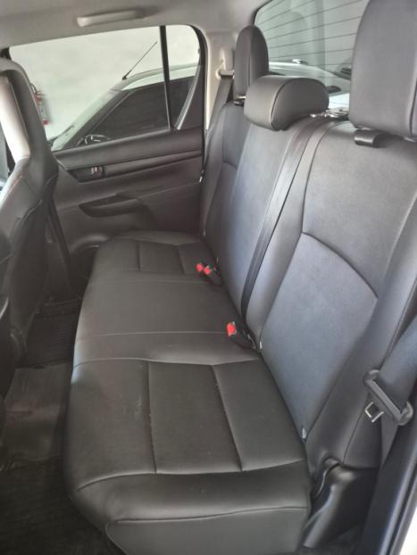 TOYOTA Hilux Caminhonete 2.8 16V 4P POWER PACK TURBO DIESEL 4X4 CABINE DUPLA, Foto 9