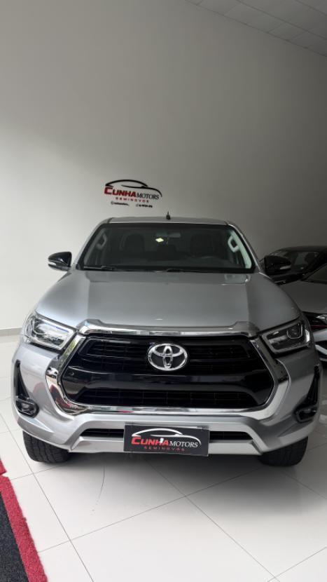 TOYOTA Hilux Caminhonete 2.8 16V SRX 4X4 TURBO DIESEL CABINE DUPLA AUTOM�TICO, Foto 3