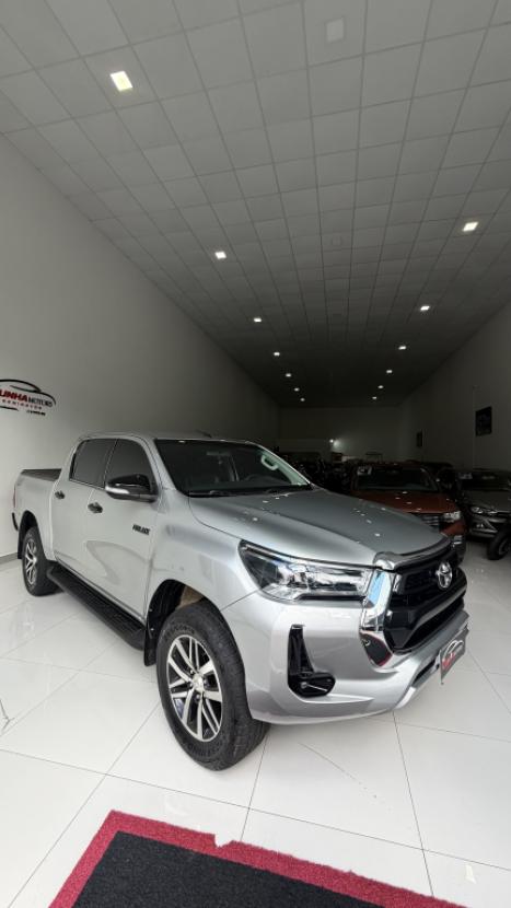 TOYOTA Hilux Caminhonete 2.8 16V SRX 4X4 TURBO DIESEL CABINE DUPLA AUTOM�TICO, Foto 8