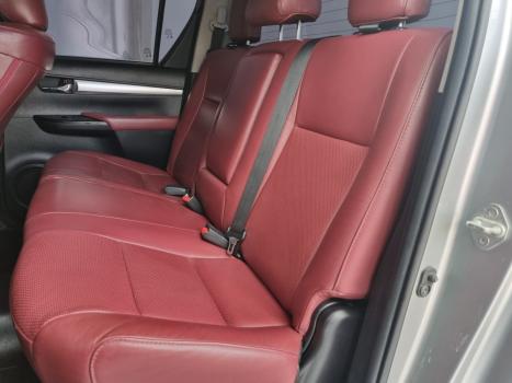 TOYOTA Hilux Caminhonete 2.8 16V 4P SR 4X4 DIESEL CABINE DUPLA AUTOM�TICO, Foto 3