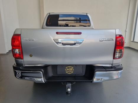 TOYOTA Hilux Caminhonete 2.8 16V 4P SR 4X4 DIESEL CABINE DUPLA AUTOM�TICO, Foto 7