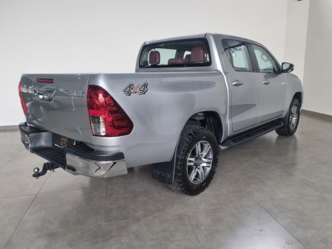 TOYOTA Hilux Caminhonete 2.8 16V 4P SR 4X4 DIESEL CABINE DUPLA AUTOM�TICO, Foto 6