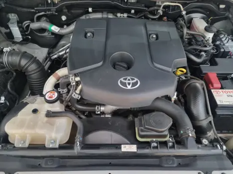 TOYOTA Hilux Caminhonete 2.8 16V 4P SR 4X4 DIESEL CABINE DUPLA AUTOM�TICO, Foto 11