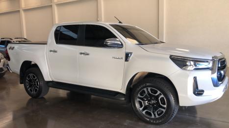 TOYOTA Hilux Caminhonete 2.8 16V SRX 4X4 TURBO DIESEL CABINE DUPLA AUTOM�TICO, Foto 2