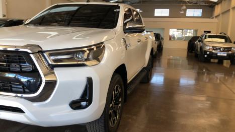 TOYOTA Hilux Caminhonete 2.8 16V SRX 4X4 TURBO DIESEL CABINE DUPLA AUTOM�TICO, Foto 5