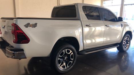 TOYOTA Hilux Caminhonete 2.8 16V SRX 4X4 TURBO DIESEL CABINE DUPLA AUTOM�TICO, Foto 7