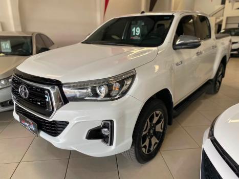 TOYOTA Hilux Caminhonete 2.8 16V SRX 50 ANOS 4X4 TURBO DIESEL CABINE DUPLA AUTOM�TICO, Foto 17