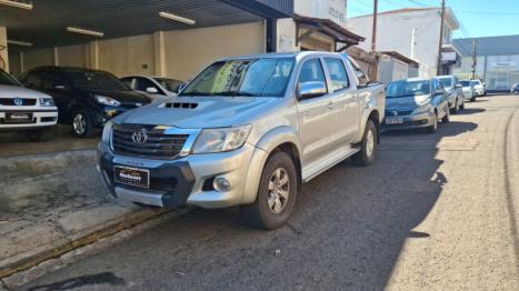 TOYOTA Hilux Caminhonete 3.0 4P 4X4 SRV TURBO DIESEL CABINE DUPLA AUTOM�TICO, Foto 2