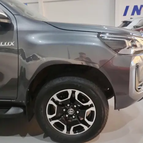 TOYOTA Hilux Caminhonete 2.8 16V 4P SRX DIESEL CABINE DUPLA, Foto 8