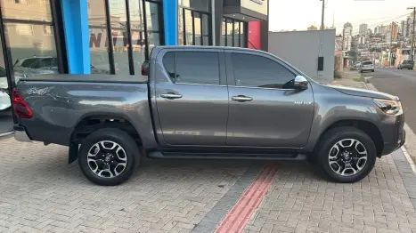 TOYOTA Hilux Caminhonete 2.8 16V 4P SRX DIESEL CABINE DUPLA, Foto 9