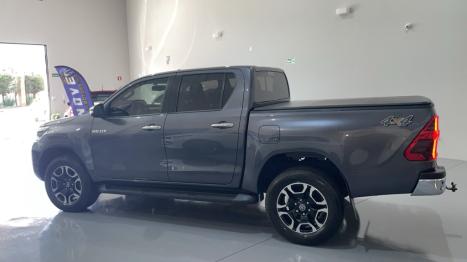 TOYOTA Hilux Caminhonete 2.8 16V 4P SRX DIESEL CABINE DUPLA, Foto 3