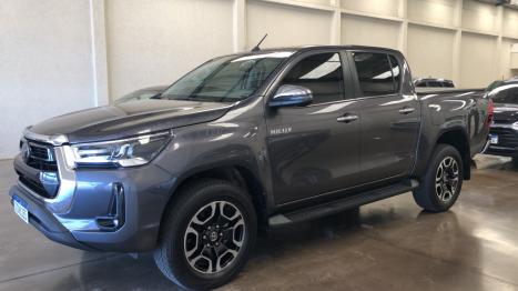TOYOTA Hilux Caminhonete 2.8 16V SRX 4X4 TURBO DIESEL CABINE DUPLA AUTOMÁTICO, Foto 1