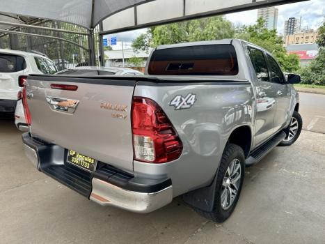 TOYOTA Hilux Caminhonete 2.8 16V SRV 4X4 DIESEL CABINE DUPLA AUTOMÁTICO, Foto 5