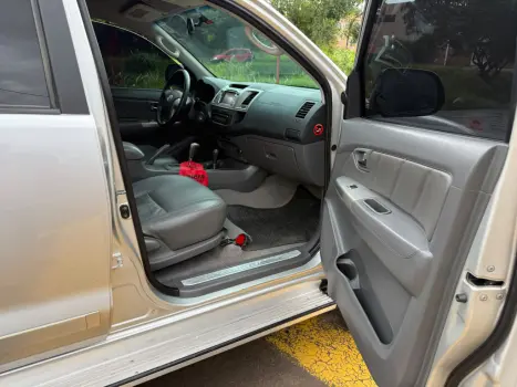 TOYOTA Hilux Caminhonete 2.7 16V 4P SRV CABINE DUPLA, Foto 2