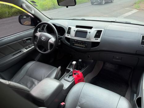 TOYOTA Hilux Caminhonete 2.7 16V 4P SRV CABINE DUPLA, Foto 3