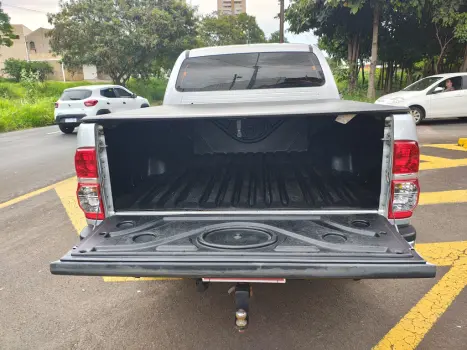 TOYOTA Hilux Caminhonete 2.7 16V 4P SRV CABINE DUPLA, Foto 15