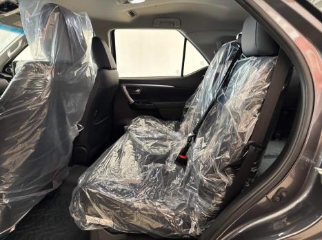 TOYOTA Hilux SW4 2.8 16V 4P SRX PLATINUM 4X4 TURBO DIESEL AUTOMTICO, Foto 7