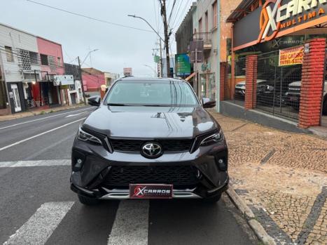 TOYOTA Hilux SW4 2.8 16V 4P SRX PLATINUM 4X4 TURBO DIESEL AUTOM�TICO, Foto 3