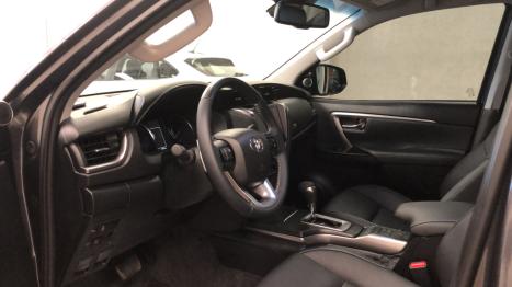 TOYOTA Hilux SW4 2.8 16V 4P SRX PLATINUM 4X4 7 LUGARES TURBO DIESEL AUTOM�TICO, Foto 11
