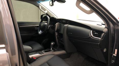 TOYOTA Hilux SW4 2.8 16V 4P SRX PLATINUM 4X4 7 LUGARES TURBO DIESEL AUTOM�TICO, Foto 16