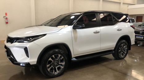 TOYOTA Hilux SW4 2.8 16V 4P SRX PLATINUM 4X4 7 LUGARES TURBO DIESEL AUTOM�TICO, Foto 5