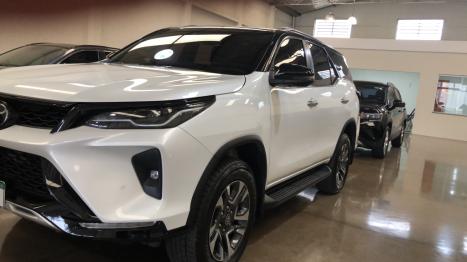 TOYOTA Hilux SW4 2.8 16V 4P SRX PLATINUM 4X4 7 LUGARES TURBO DIESEL AUTOM�TICO, Foto 8