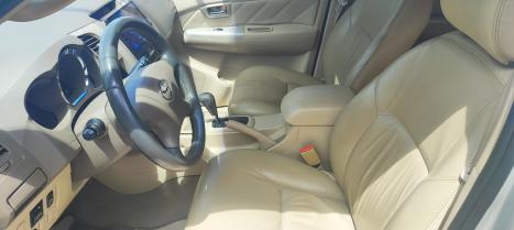 TOYOTA Hilux SW4 3.0 16V 4P SRV 4X4 7 LUGARES TURBO DIESEL AUTOM�TICO, Foto 11