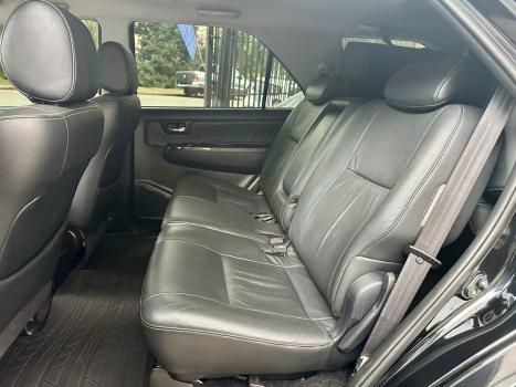 TOYOTA Hilux SW4 3.0 V6 12V 4P 4X4, Foto 7
