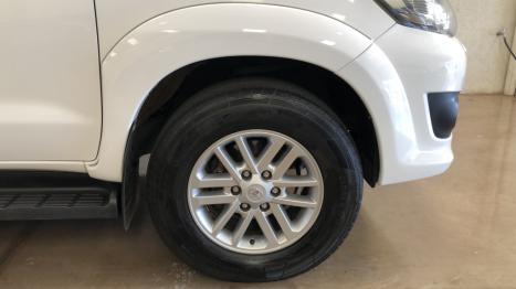TOYOTA Hilux SW4 3.0 16V 4P SRV 4X4 7 LUGARES TURBO DIESEL AUTOM�TICO, Foto 9