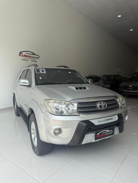 TOYOTA Hilux SW4 4.0 V6 24V 4P SRV 7LUGARES 4X4 AUTOMTICO, Foto 4