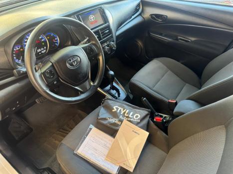 TOYOTA Yaris Hatch 1.5 16V 4P FLEX XL PLUS CONNECT MULTIDRIVE AUTOMTICO CVT, Foto 12
