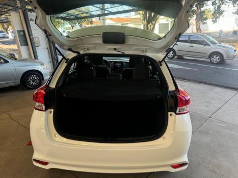 TOYOTA Yaris Hatch 1.5 16V 4P FLEX XL PLUS CONNECT MULTIDRIVE AUTOMTICO CVT, Foto 18