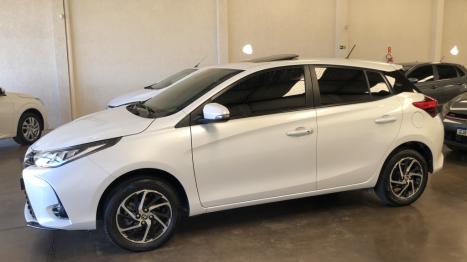 TOYOTA Yaris Hatch 1.5 16V 4P FLEX XLS MULTIDRIVE AUTOMÁTICO CVT, Foto 1 TOYOTA Yaris Hatch 1.5 16V 4P FLEX XLS MULTIDRIVE AUTOMÁTICO CVT, Foto 1