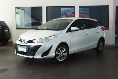 TOYOTA Yaris Hatch 1.5 16V 4P FLEX XL PLUS CONNECT MULTIDRIVE AUTOM�TICO CVT, Foto 3