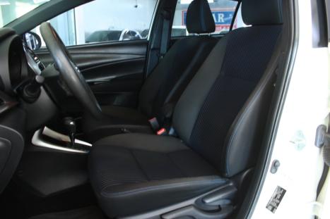 TOYOTA Yaris Hatch 1.5 16V 4P FLEX XL PLUS CONNECT MULTIDRIVE AUTOM�TICO CVT, Foto 9