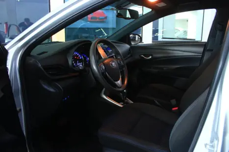 TOYOTA Yaris Hatch 1.3 16V 4P FLEX XL MULTIDRIVE AUTOM�TICO CVT, Foto 8