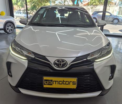 TOYOTA Yaris Hatch 1.5 16V 4P FLEX XLS CONNECT MULTIDRIVE AUTOM�TICO CVT, Foto 2
