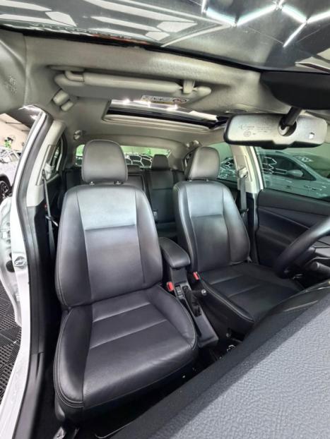 TOYOTA Yaris Sedan 1.5 16V 4P FLEX XLS CONNECT MULTIDRIVE AUTOM�TICO CVT, Foto 10