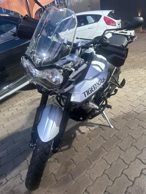 TRIUMPH Tiger 800 XRX, Foto 2 TRIUMPH Tiger 800 XRX, Foto 2