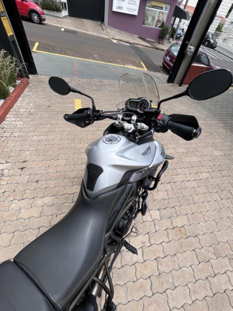 TRIUMPH Tiger 800 XRX, Foto 3 TRIUMPH Tiger 800 XRX, Foto 3