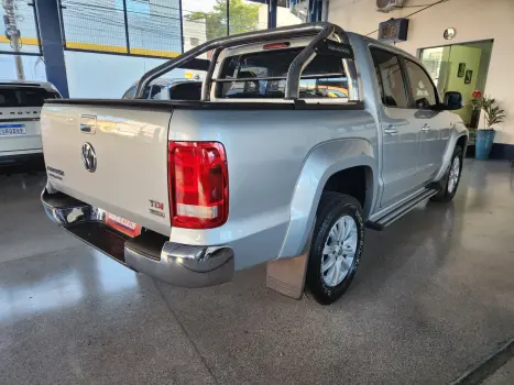 VOLKSWAGEN Amarok 2.0 16V 4X4 CABINE DUPLA  HIGHLINE TURBO INTERCOOLER, Foto 3