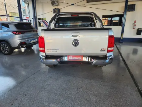 VOLKSWAGEN Amarok 2.0 16V 4X4 CABINE DUPLA  HIGHLINE TURBO INTERCOOLER, Foto 4