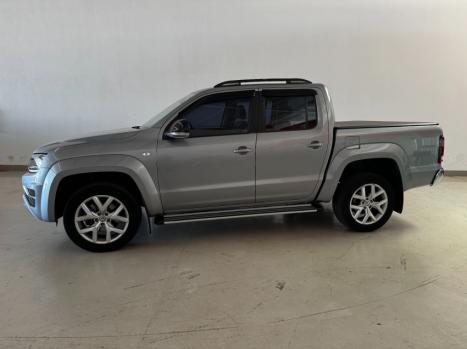 VOLKSWAGEN Amarok 3.0 V6 CABINE DUPLA HIGHLINE 4X4 TURBO INTERCOOLER AUTOMÁTICO, Foto 2 VOLKSWAGEN Amarok 3.0 V6 CABINE DUPLA HIGHLINE 4X4 TURBO INTERCOOLER AUTOMÁTICO, Foto 2
