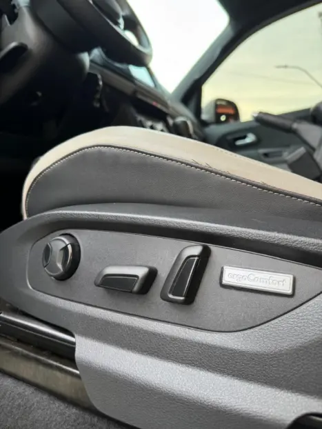 VOLKSWAGEN Amarok 3.0 V6 CABINE DUPLA HIGHLINE 4X4 TURBO INTERCOOLER AUTOMTICO, Foto 4