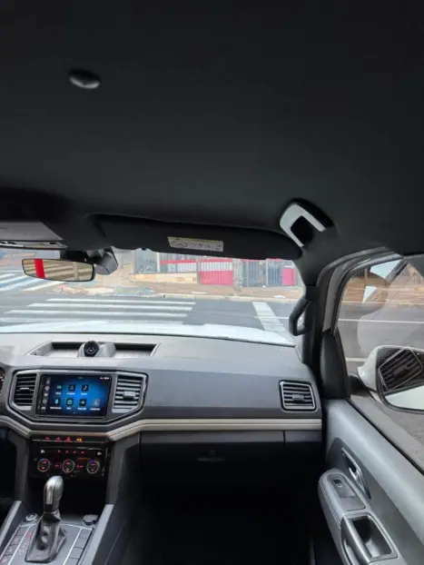 VOLKSWAGEN Amarok 3.0 V6 CABINE DUPLA HIGHLINE 4X4 TURBO INTERCOOLER AUTOMTICO, Foto 15